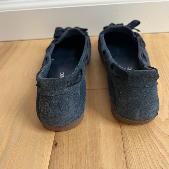 Banana Republic suede flats, Size 7.5 - Picture 3 of 5